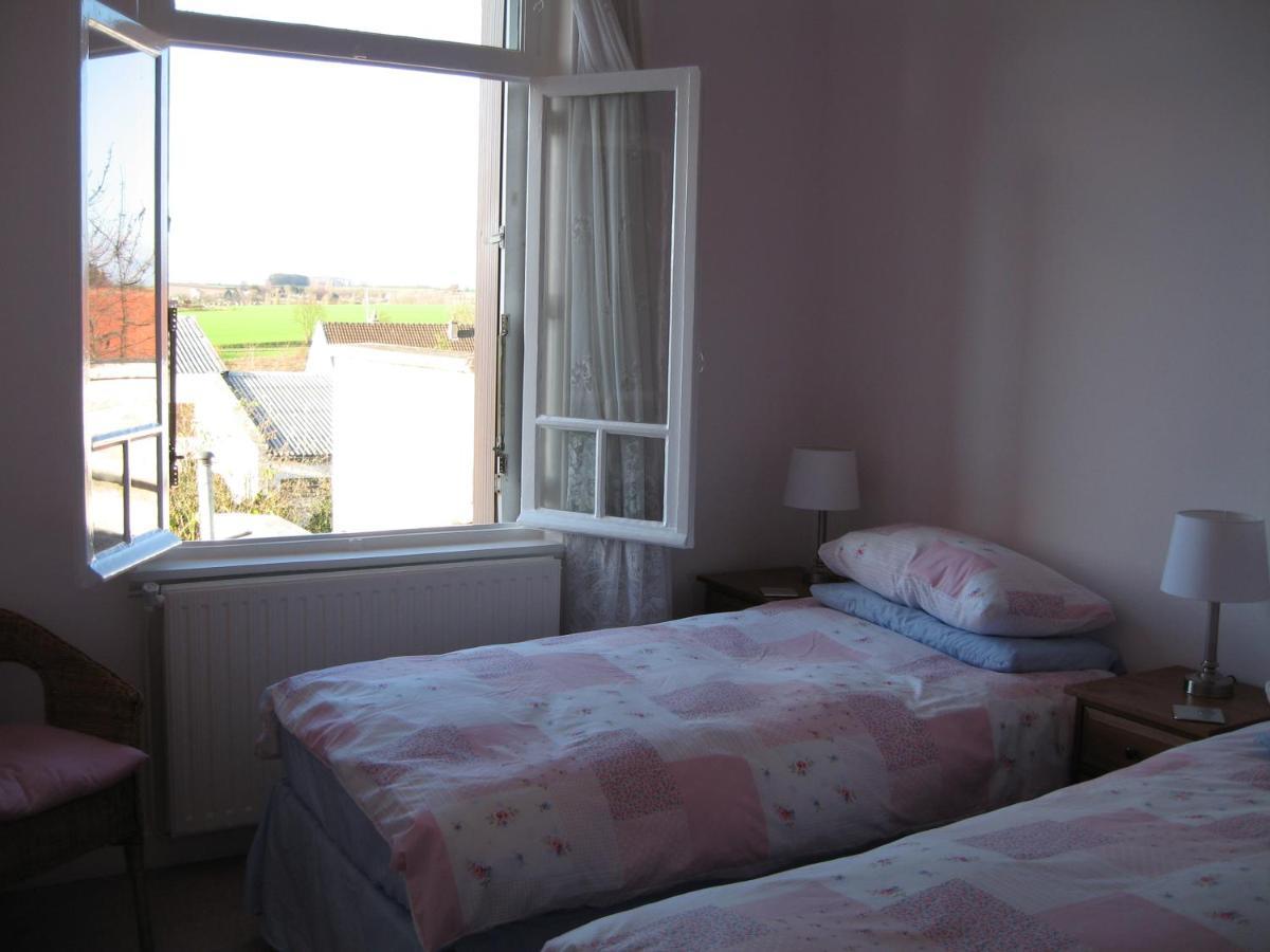 Spacious Quentoinise Town House Saint-Quentin  Eksteriør bilde