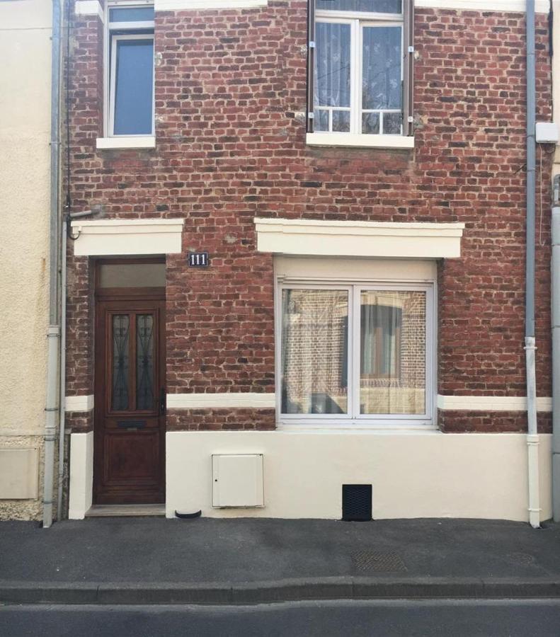 Spacious Quentoinise Town House Saint-Quentin  Eksteriør bilde